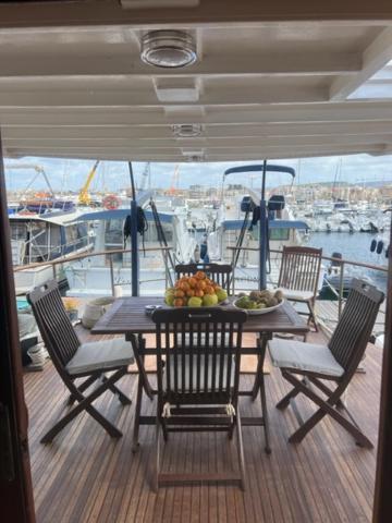 Bed and Breakfast Boat & Breakfast Alicudi Alghero Exterior foto
